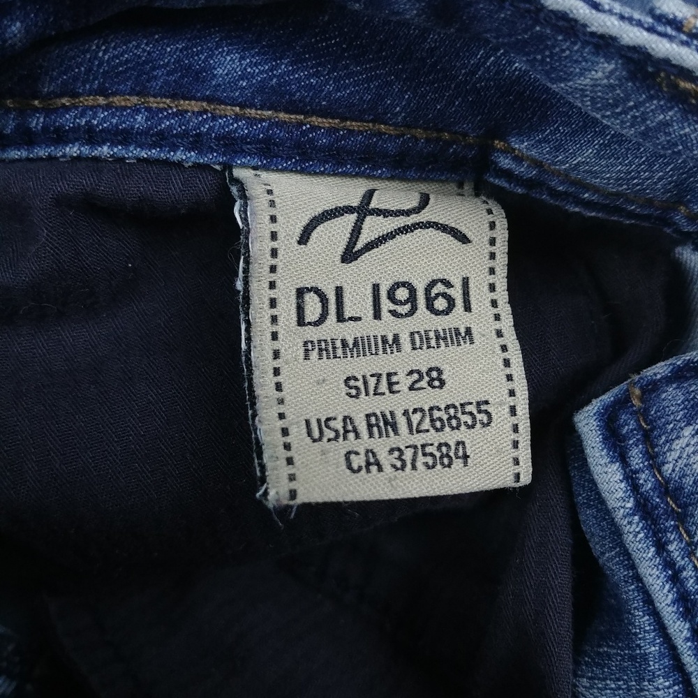 DL1961 Jessica Skinny Crest Jeans Size 28 - Picture 6 of 6